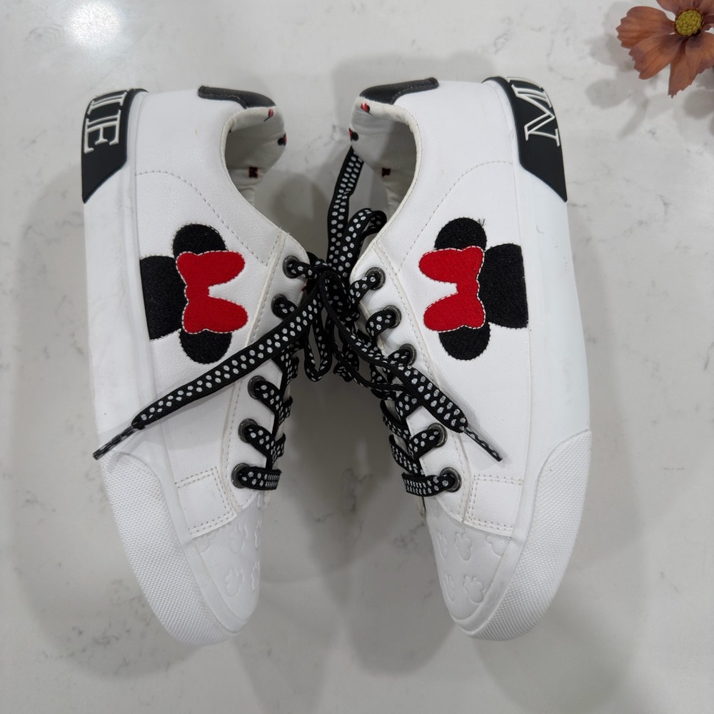 Disney White and Black Kids Sneakers - Picture 2 of 14
